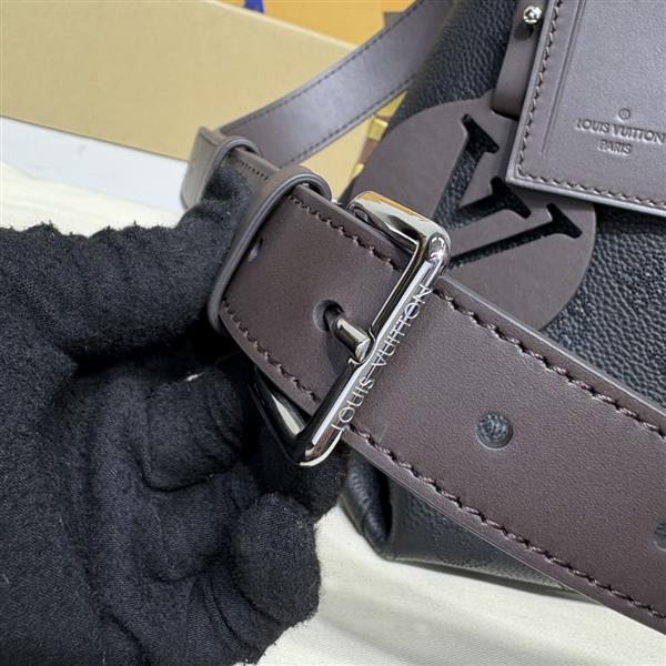 2026124175354421 560